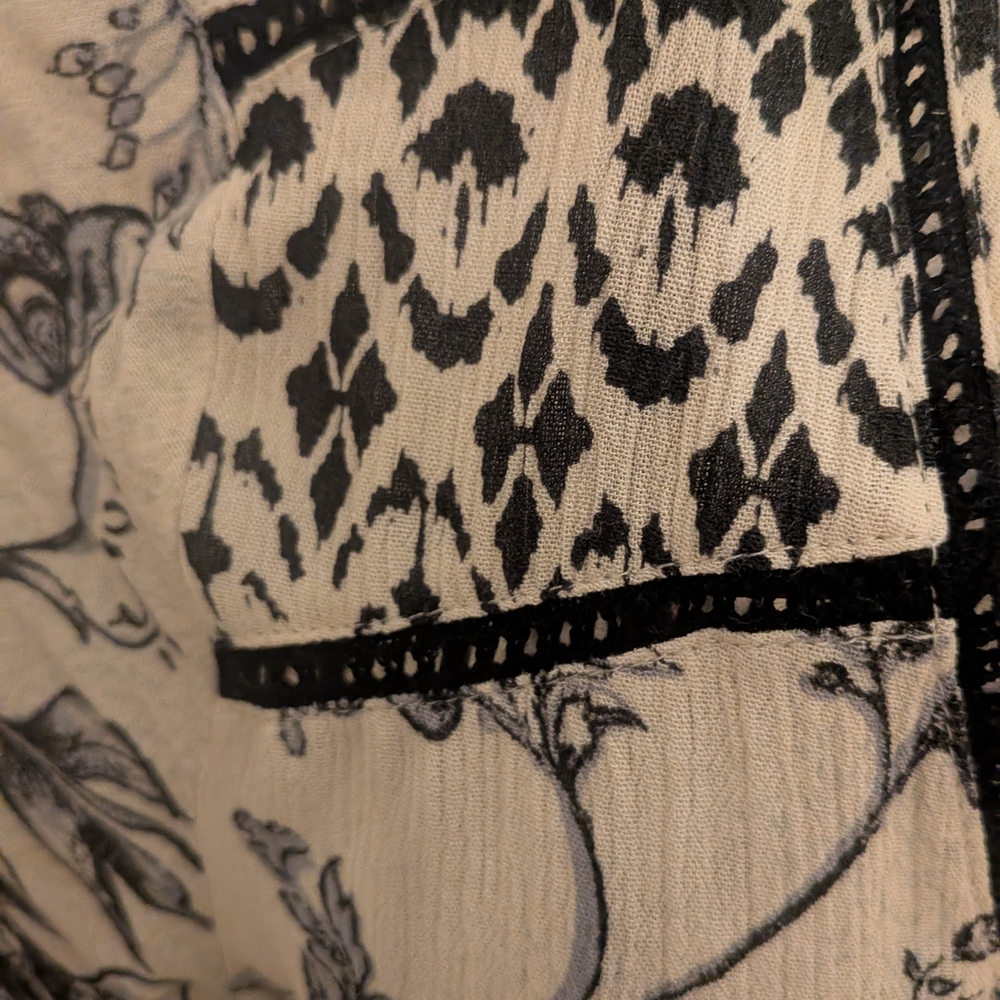 Knox Rose Black and Cream Floral Long Sleeve Dress - Picture 11 of 12
